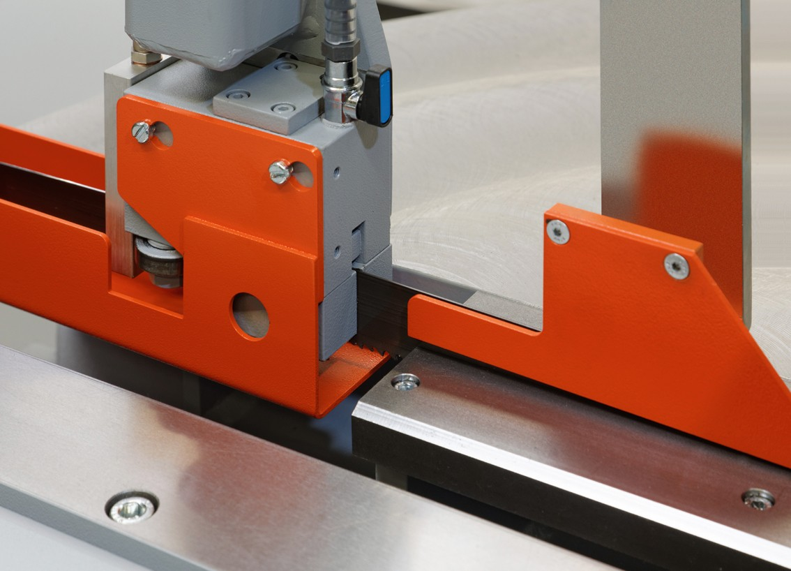 Metal bandsaw MEBAswing 320 G-HSS